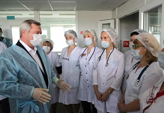 В мае в Ростовской области выплатят доплаты медикам, работающим с коронавирусными больными