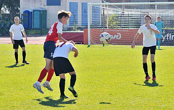 Олимпийский совет Ростовской области провел в Ростове детский футбольный турнир памяти Б.А. Кабаргина.