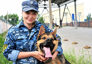 Служить закону и народу
