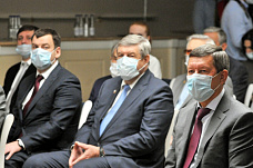 Два жителя Дона стали почетными гражданами регион