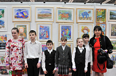 Яркие краски детства