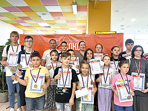 Праздничная гимнастика для ума