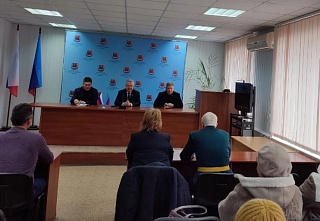 Виктор Водолацкий совершил рабочую поездку в ЛНР