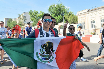 Только прилетели, сразу сели