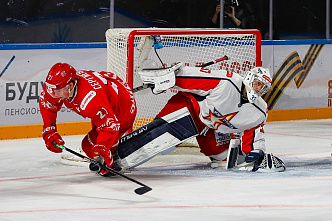 Хоккеисты «Ростова» провели свой первый в новом году матч домашней серии