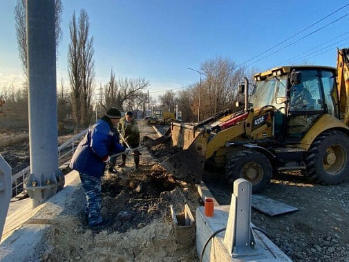 Мост в Каменоломнях к сроку не сдали