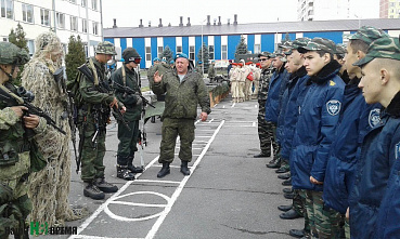 Сегодня гости – завтра бойцы