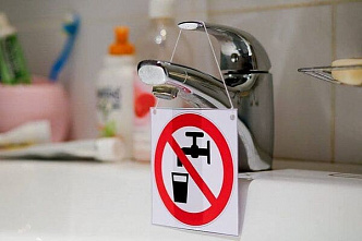 Из-за ремонта водовода ростовчане сидят без воды