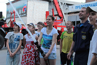 Елена Брездина. В_пожарной_части