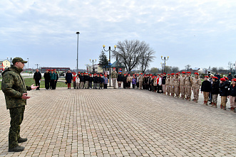 28 03 2026 Школьники Аксайского района с экскурсией побывали в 103 мотострелковом полку