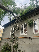 Помогли пожилым ростовчанам справиться с последствиями стихии