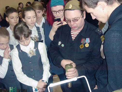 Сергей Ширенко с юными ростовскими суворовцами.