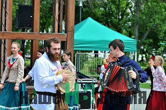 Станица Старочерскасская собрала гостей на песенный праздник