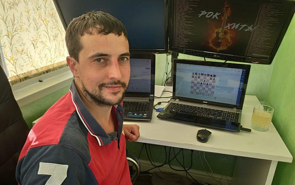 Михаил Борисов