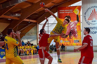 «Лидер» временно аутсайдер