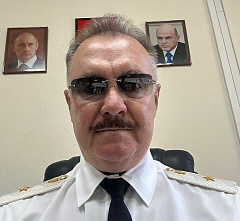 Сегодня коллеги поздравили председателя совета ветеранов донской прокуратуры Евгения Волколупова