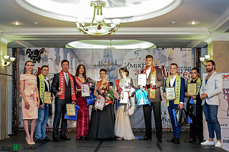 Красе все возрасты покорны