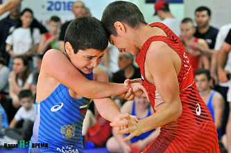 В Ростове прошел турнир по греко-римской борьбе памяти заслуженного тренера России Александра Онищенко