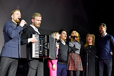 «Линия фронта» проходит через Ростов-на-Дону