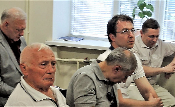 Василий Александрович Терехин (второй слева) среди участников заседания  президиума Федерации шахмат Ростовской области 