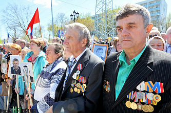 Помнит мир спасенный