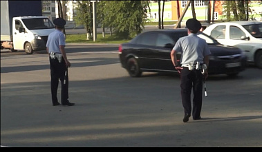 На Дону троих водителей без права управления ТС выявили полицейские во время рейда