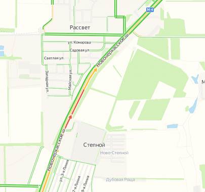 Затор под Рассветом: на трассе столкнулись четыре автомобиля