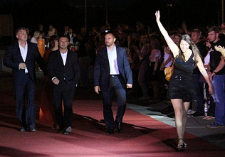 Звезды на Театральной площади