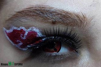 Школьница из Ростовской области делает арт-мейкап