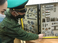 Ростовские поисковики и ветераны погранслужбы встретились со студентами