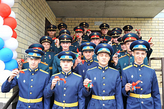 30 молодых офицеров в Ростове получили жилье