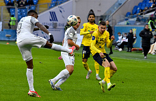 08 03 2026 ФК «Ростов» на своем поле сыграл вничью с калининградской «Балтикой»