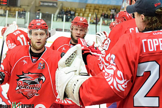 На шайбы не скупились