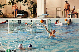 На волнах «Волны»