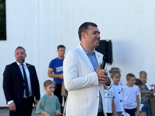 Первый раз — в первый класс...