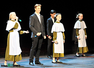 Руководство Ростовской области поздравило учителей с профессиональным праздником