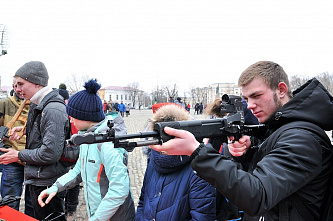 Ну а мальчики?.. а мальчики – потом!