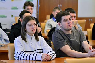 30 01 2026 Специалисты Россельхозцентра учили студентов ДонГАУ