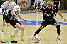 В первом матче плей-офф мини футбольный « Ростов» победил лидера зоны «Запад»