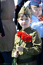 На братских могилах не ставят крестов