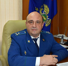 Домашний арест? Это, право, «не смешно»...
