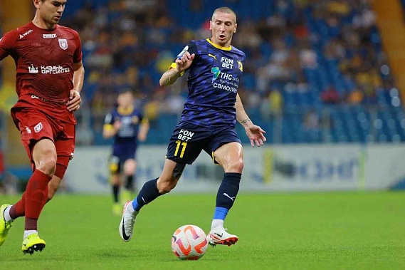 Футболисты «Ростова» дома разгромили казанский «Рубин»