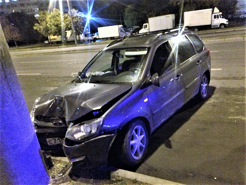 В Ростове пьяный шофер протаранил несколько машин