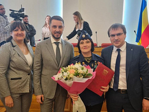 Донской губернатор объявил благодарность руководителю поискового отряда «Дорогами отцов» Вере Кадченко