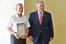 «Жить — значит, строить»...