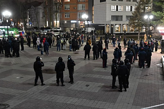 В Ростове оштрафовали за ругань протестующую девушку