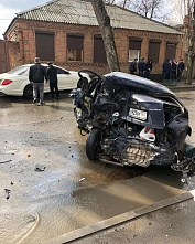 В центре Ростова 18-летний водитель сбил другой машиной пешехода