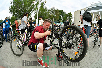 21.05 Традиционный городской вело парад