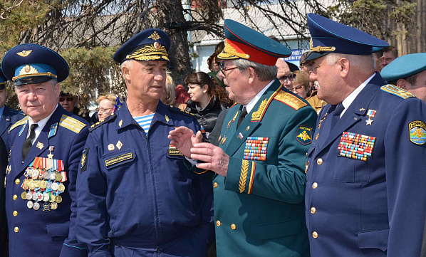 Таганрог надел голубой берет