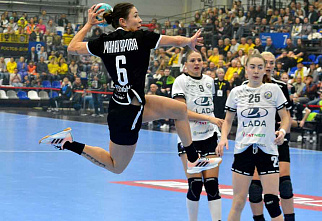 В битве лидеров ростовские гандболистки обыграли «Ладу»